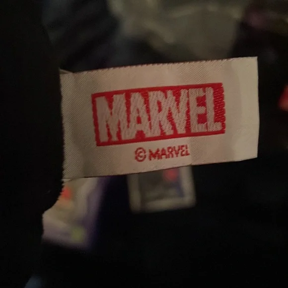 3Scentsy Black Panther Buddy w/ Scent Pak along with Black Panther Wall Diffuser - Picture 8 of 8